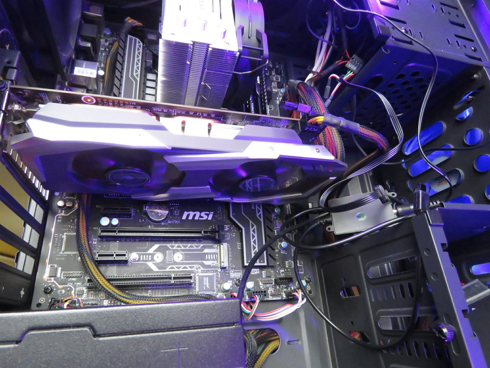 PC Gamer i5 7500 GTX 1060 16 Go DDR4 M2 120 Go + SSD 250 Go W11 04